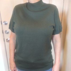 Avenue Forest Green Sweater size 14/16